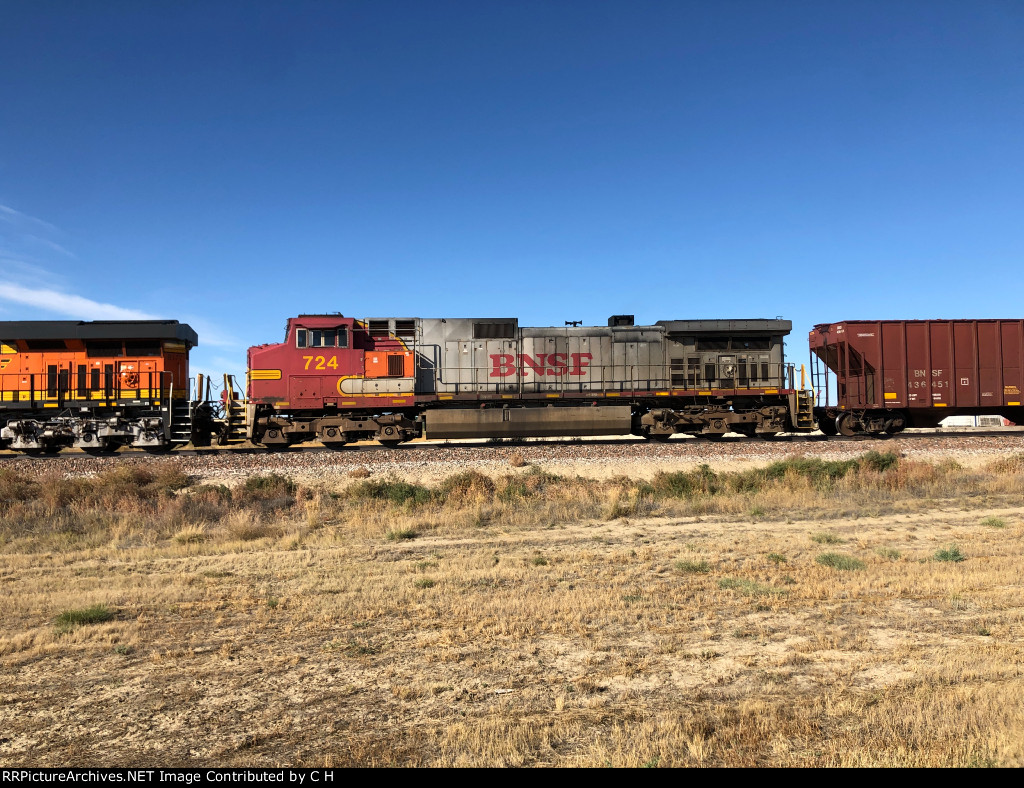 BNSF 724